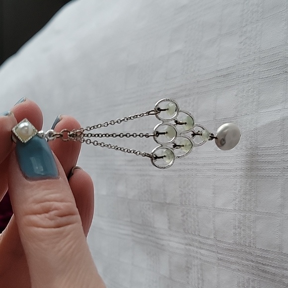 🔥3/$15 Chandelier earrings - Picture 2 of 2